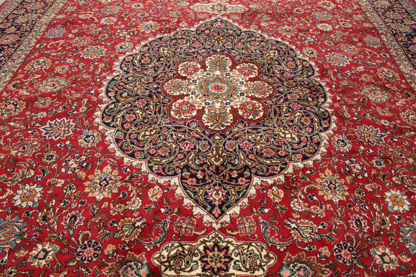 Antik Handgeknüpfter persische Tabriz Teppich 630 x 375 cm top zustand