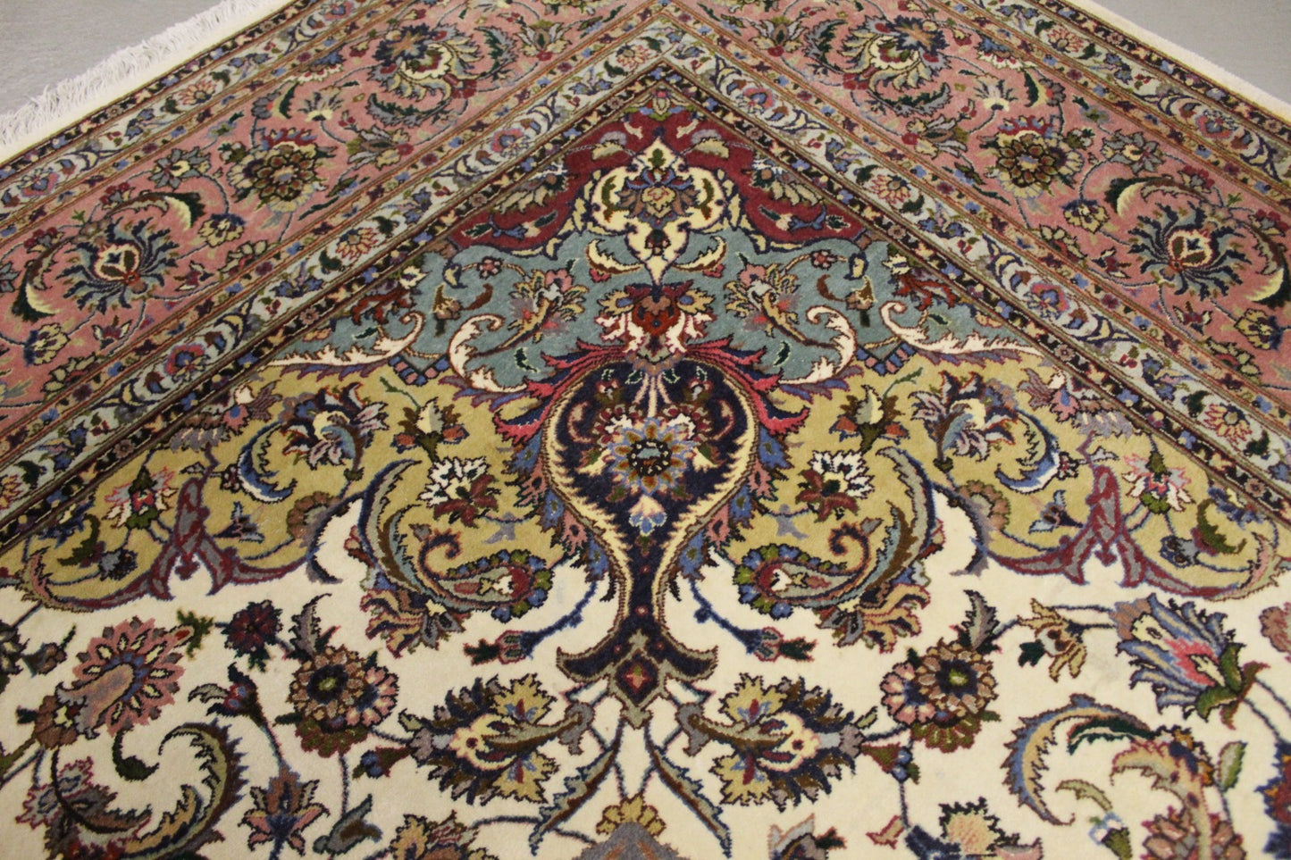 Antik handgeknüpfter Perser Tabriz Teppich 304 x 204 cm perfekt