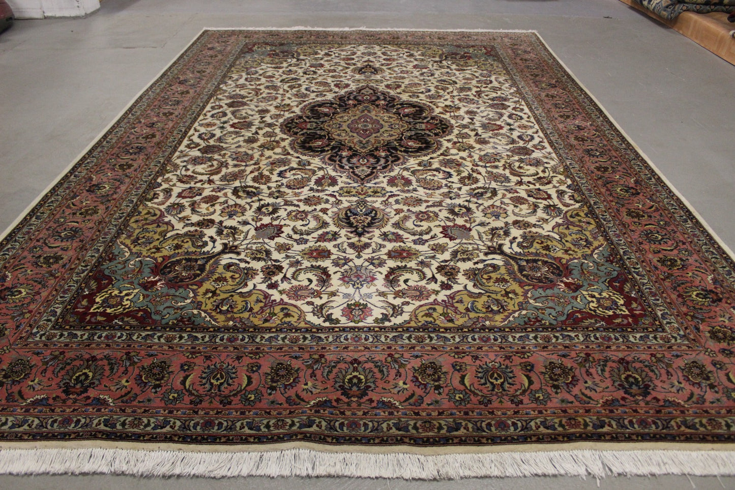 Antik handgeknüpfter Perser Tabriz Teppich 304 x 204 cm perfekt