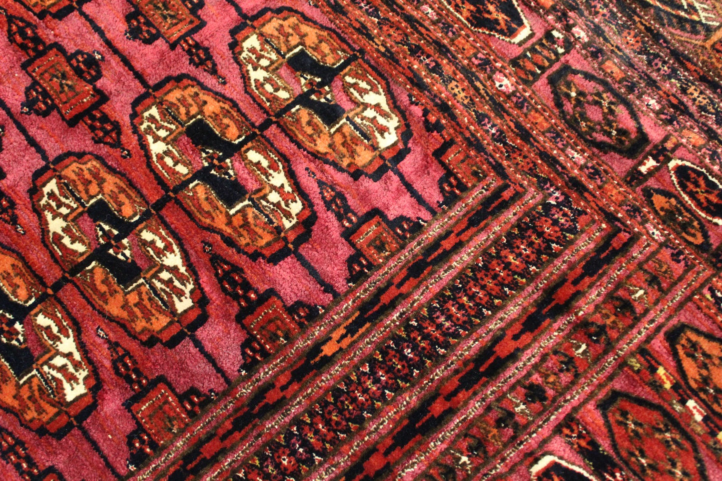 Antik Turkmenische Teppich Teke Seide auf Schurwolle 180 x 160 cm top zustand