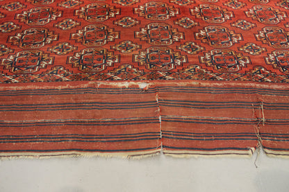 Antiker handgeknüpfter turkmenischer Sareg Teppich 250 x 225 cm ca. Mitte des 18. Jahrhunderts