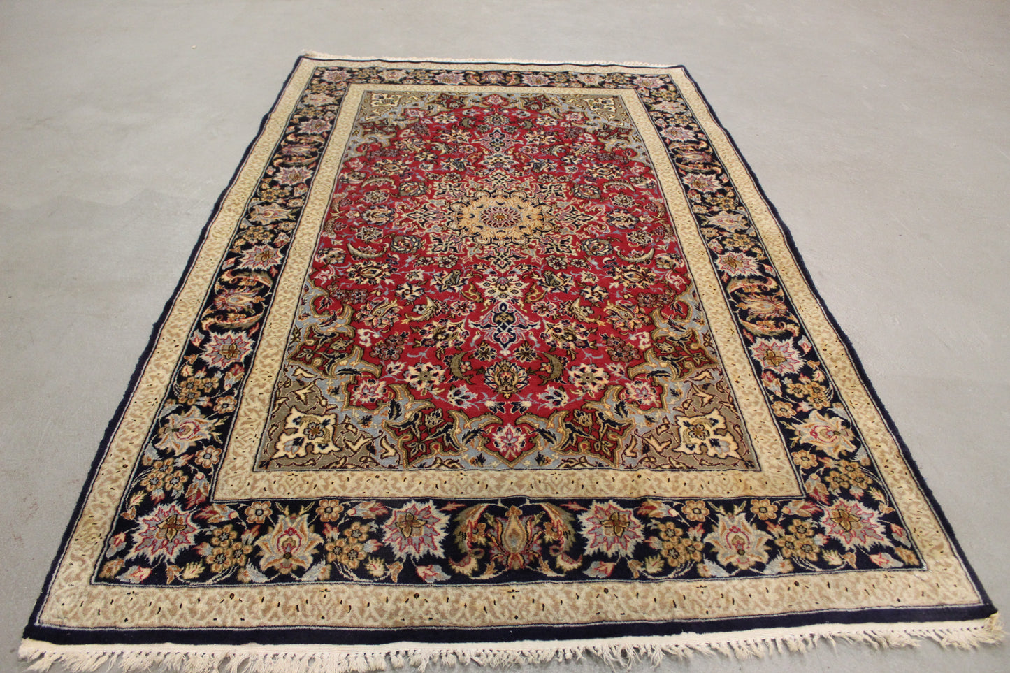 Antik handgeknüpfter Isfahan wolle Seide auf Seide Teppich 175 x 108 cm perfekt
