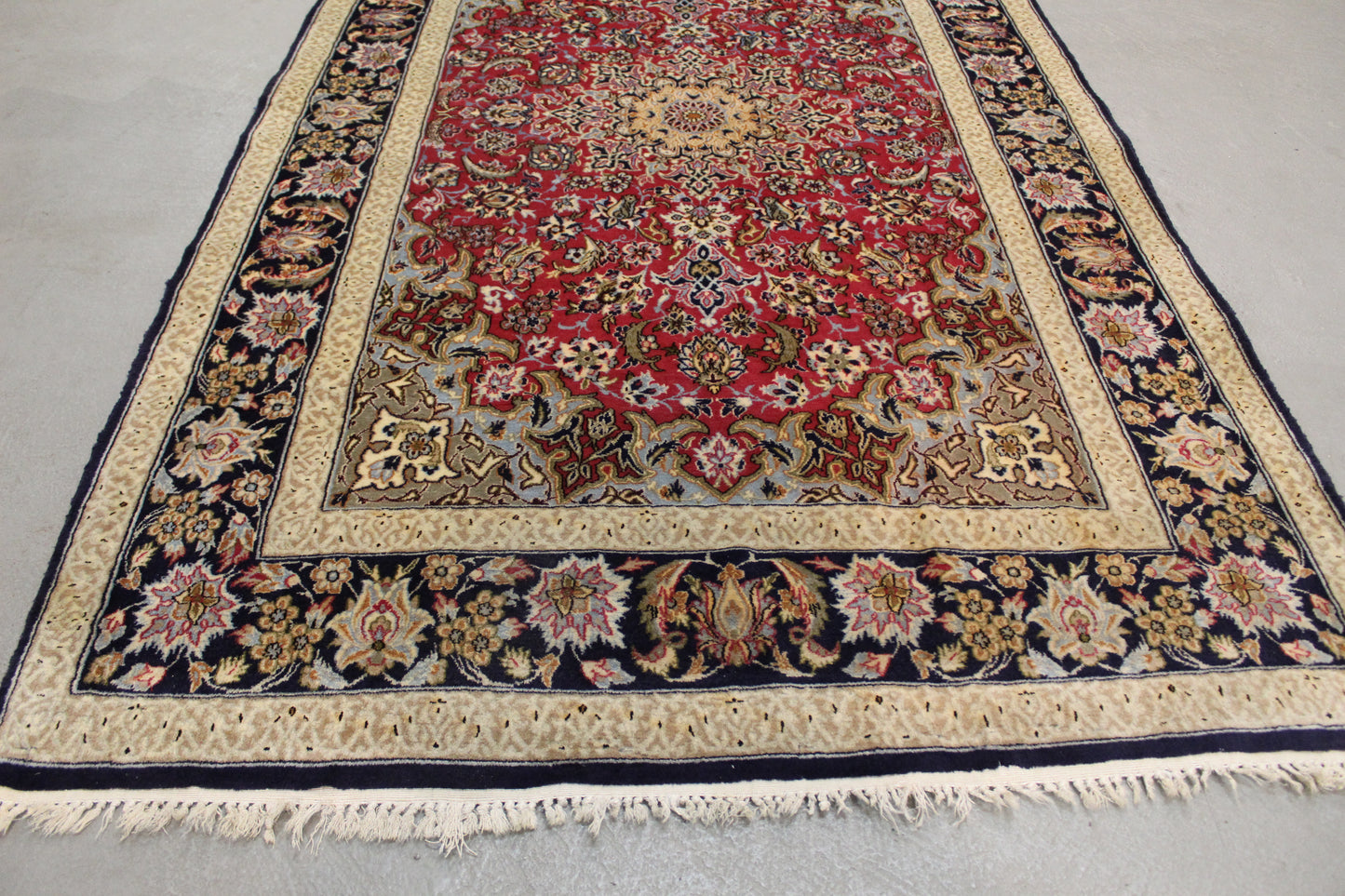 Antik handgeknüpfter Isfahan wolle Seide auf Seide Teppich 175 x 108 cm perfekt